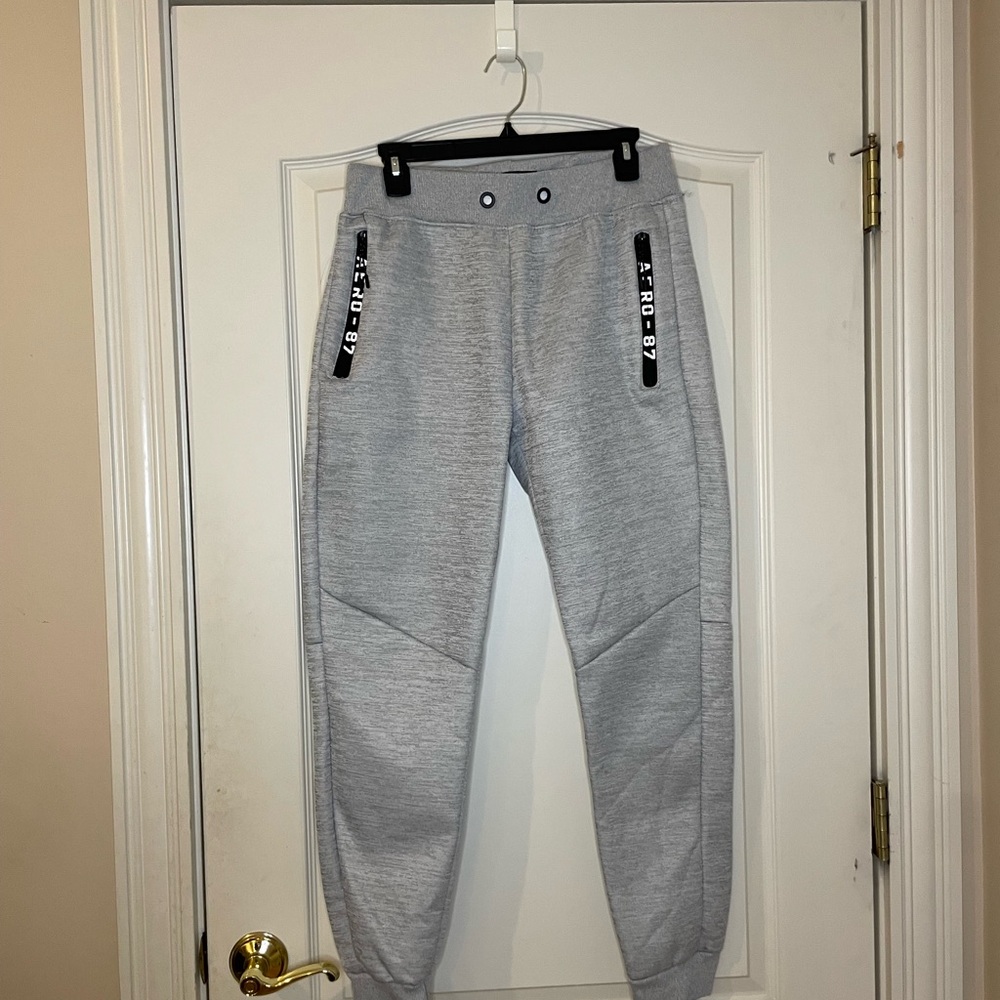 Aeropostale Men’s Light Gray Joggers